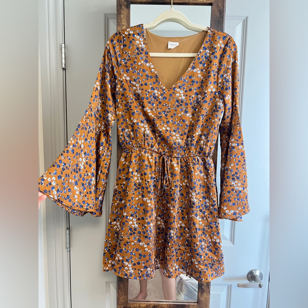 Peach Love California mini dress Size M
